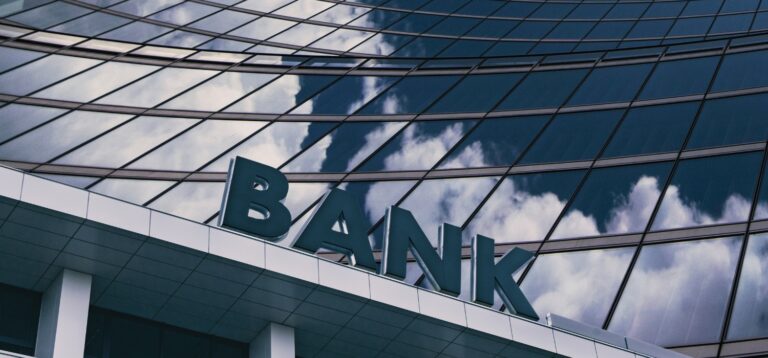 NSA utrzymał karę dla Santander Bank Polska