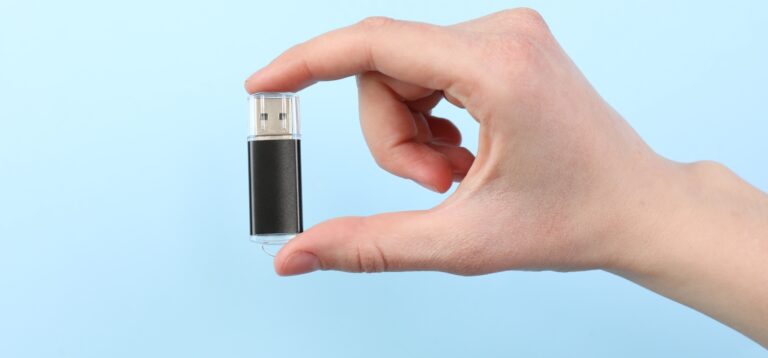 Kara RODO za zgubiony pendrive